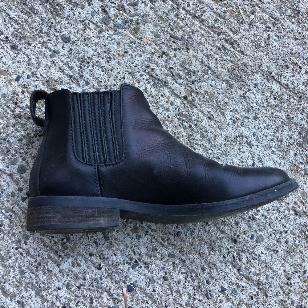 Madewell black Chelsea boots